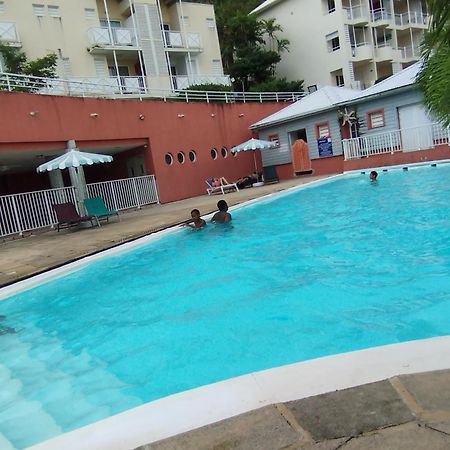Location Saisonniere Vue Mer A Tartane Trinite  Esterno foto