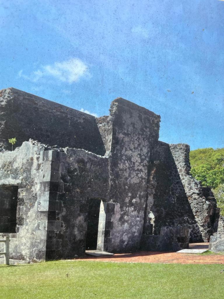 Location Saisonniere Vue Mer A Tartane Trinite  Esterno foto